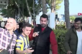 Fenerbahçe'yi karşılayan taraftarlar, Volkan Demirel sürprizi yaşadı 4 fenerbahceyi-karsilayan-taraftarlar-volkan-demirel-surprizi-yasadi-xegSVBHC.jpg