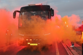 Galatasaray'a Sivas'ta coşkulu karşılama 26 galatasaraya-sivasta-coskulu-karsilama-YPBTfwuS.jpg