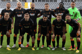 galatasarayda-istanbulspor-macinin-ilk-11i-sekilleniyor-7WwS5CXq.gif