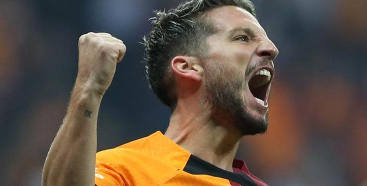 galatasarayin-yildiz-ismi-dries-mertens-ile-ilgili-surpriz-iddia-28wAXYO9.jpg
