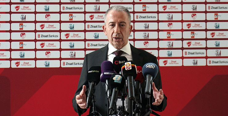 galatasarayli-yonetici-metin-ozturkten-alanyaspor-eslemesiyle-ilgili-degerlendirme-Yc1x3JKO.gif
