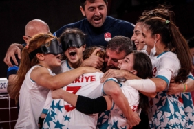 Golbolda şampiyonlar firesiz! 3 golbolda-sampiyonlar-firesiz-CUwOqJWZ.jpg