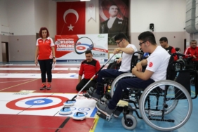 İlk kez düzenlenen Tekerlekli Sandalye Floor Curling turnuvasının şampiyonları belli oldu 16 ilk-kez-duzenlenen-tekerlekli-sandalye-floor-curling-turnuvasinin-sampiyonlari-belli-oldu-9atZhphk.jpg