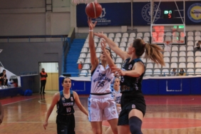 İzmit Belediyespor 86-82 Tarsus Belediyesi 2 izmit-belediyespor-86-82-tarsus-belediyesi-11IjnbrN.jpg