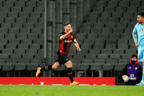 Karagümrük'te Fabio Borini şov yapıyor 6 karagumrukte-fabio-borini-sov-yapiyor-gbVexy98.gif