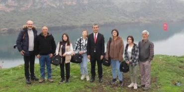 kizilin-koyunun-kizlari-kurek-sporcusu-olmaya-karar-verdi-Svlb7zQs.jpg