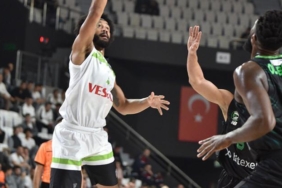 Manisa Büyükşehir Belediyespor 73-92 Darüşşafaka 14 manisa-buyuksehir-belediyespor-73-92-darussafaka-JuMiHfAA.jpg