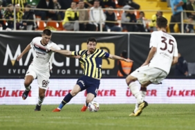 Mert Hakan Yandaş'tan Jorge Jesus'a: Büyük otorite 4 mert-hakan-yandastan-jorge-jesusa-buyuk-otorite-4YJtnMcB.jpg