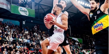 pinar-karsiyaka-frutti-extra-bursaspor-81-80-7e2r6WLF.jpg