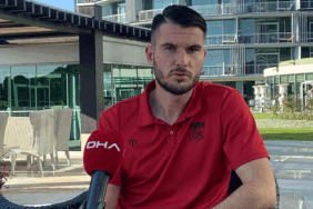 Robin Yalçın: Trabzonspor ve Fenerbahçe maçında kaybetmeyi hak etmedik 2 robin-yalcin-trabzonspor-ve-fenerbahce-macinda-kaybetmeyi-hak-etmedik-IvhEXWqn.gif