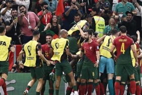 Ronaldo'nun yedek kalması Georgina'yı çıldırttı! Maçtan sonra olay paylaşım 14 ronaldonun-yedek-kalmasi-georginayi-cildirtti-mactan-sonra-olay-paylasim-ZXTWM5Fm.jpg