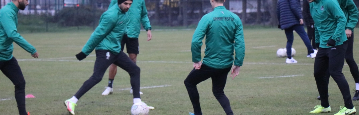 sakaryasporda-ikinci-devre-hazirliklari-basladi-kYkVSnZ5.jpg