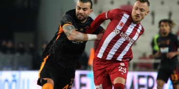 sivasspor-galatasaray-yok-boyle-uzatma-WkwXEHx3.jpg