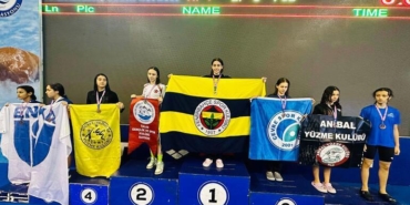 Su korkusunu yenmek için başladığı yüzmede, 3'üncü kez Türkiye şampiyonu oldu 2 su-korkusunu-yenmek-icin-basladigi-yuzmede-3uncu-kez-turkiye-sampiyonu-oldu-TSemPBSU.jpeg