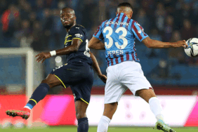 Trabzonspor - Fenerbahçe maçı VAR'ı belli oldu 4 trabzonspor-fenerbahce-maci-vari-belli-oldu-wbHMty8v.gif