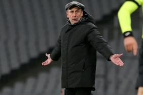 Trabzonspor'da Abdullah Avcı, bu kez çaresiz 3 trabzonsporda-abdullah-avci-bu-kez-caresiz-UdjuUM1R.jpg