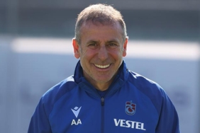 Trabzonspor'da Abdullah Avcı'dan pres vurgusu 2 trabzonsporda-abdullah-avcidan-pres-vurgusu-bgusOSax.jpg