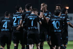 Trabzonspor'dan kıran kırana pazarlık! 16 trabzonspordan-kiran-kirana-pazarlik-YJ44p6P4.gif