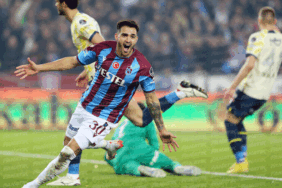 Trabzonsporlu Maxi Gomez: Golden önemlisi kazanmak 20 trabzonsporlu-maxi-gomez-golden-onemlisi-kazanmak-Llj6aYBN.gif