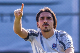 Trabzonspor'un yıldızı Abdülkadir Ömür Fenerbahçe'yi bekliyor! 1 trabzonsporun-yildizi-abdulkadir-omur-fenerbahceyi-bekliyor-iLsRFRmn.jpg
