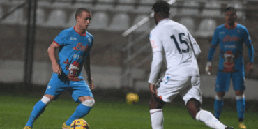 winter-football-series-napoli-crystal-palace-maci-ile-sona-erdi-68jwcfRN.gif