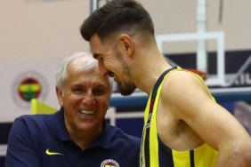 zeljko-obradovic-nando-de-colo-son-yillarin-en-iyi-oyuncularindan-FqUZP1QZ.jpeg