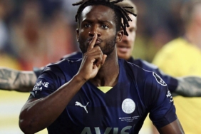 Michy Batshuayi evlilik hazırlığında! Hayatının imzasını atıyor 6 michy-batshuayi-evlilik-hazirliginda-hayatinin-imzasini-atiyor-zK5FIJmy.jpg